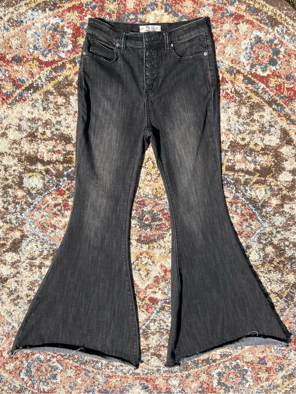 We The Free Black Button-Fly High-Rise Flared Jeans Size 26